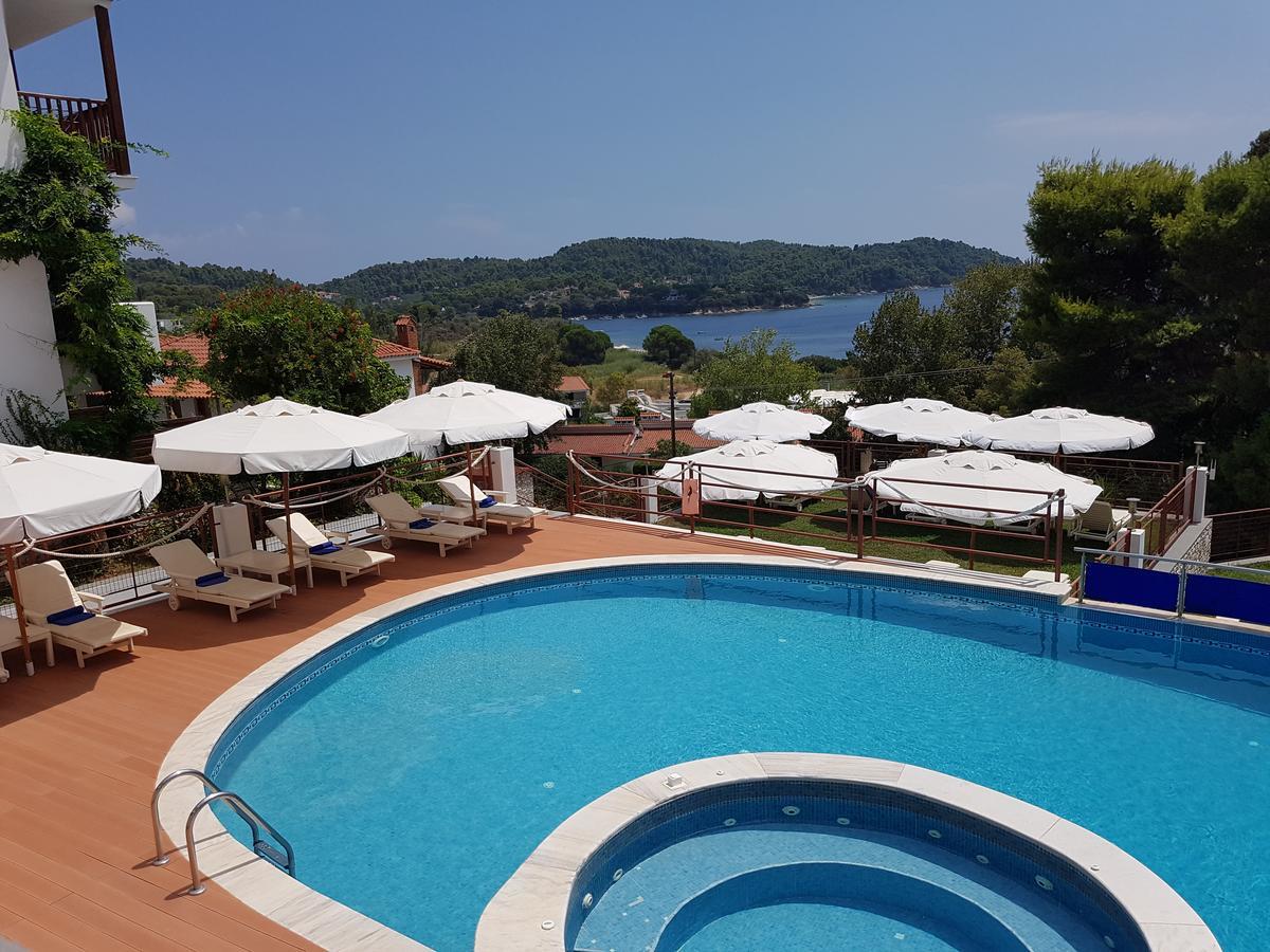 Magic Hotel Ajia Paraskiewi Zewnętrze zdjęcie
