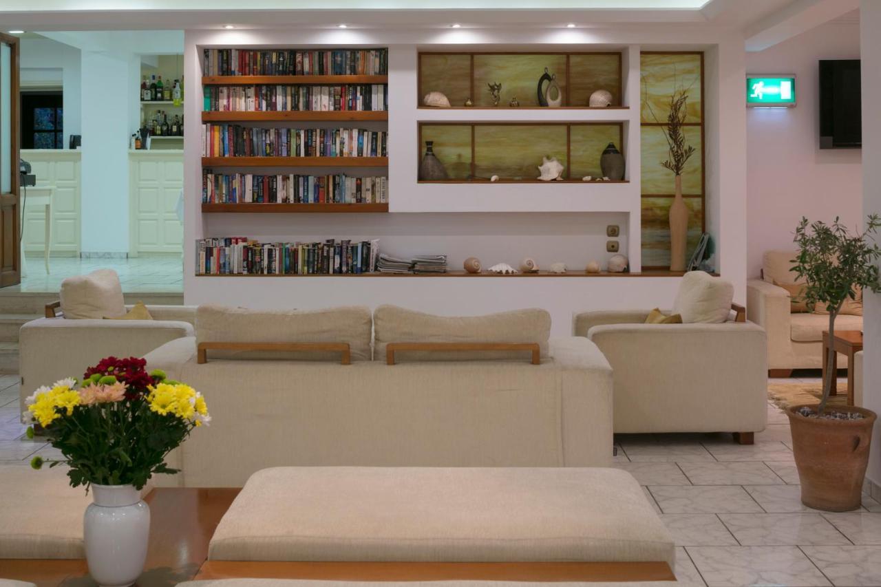Magic Hotel Ajia Paraskiewi Zewnętrze zdjęcie