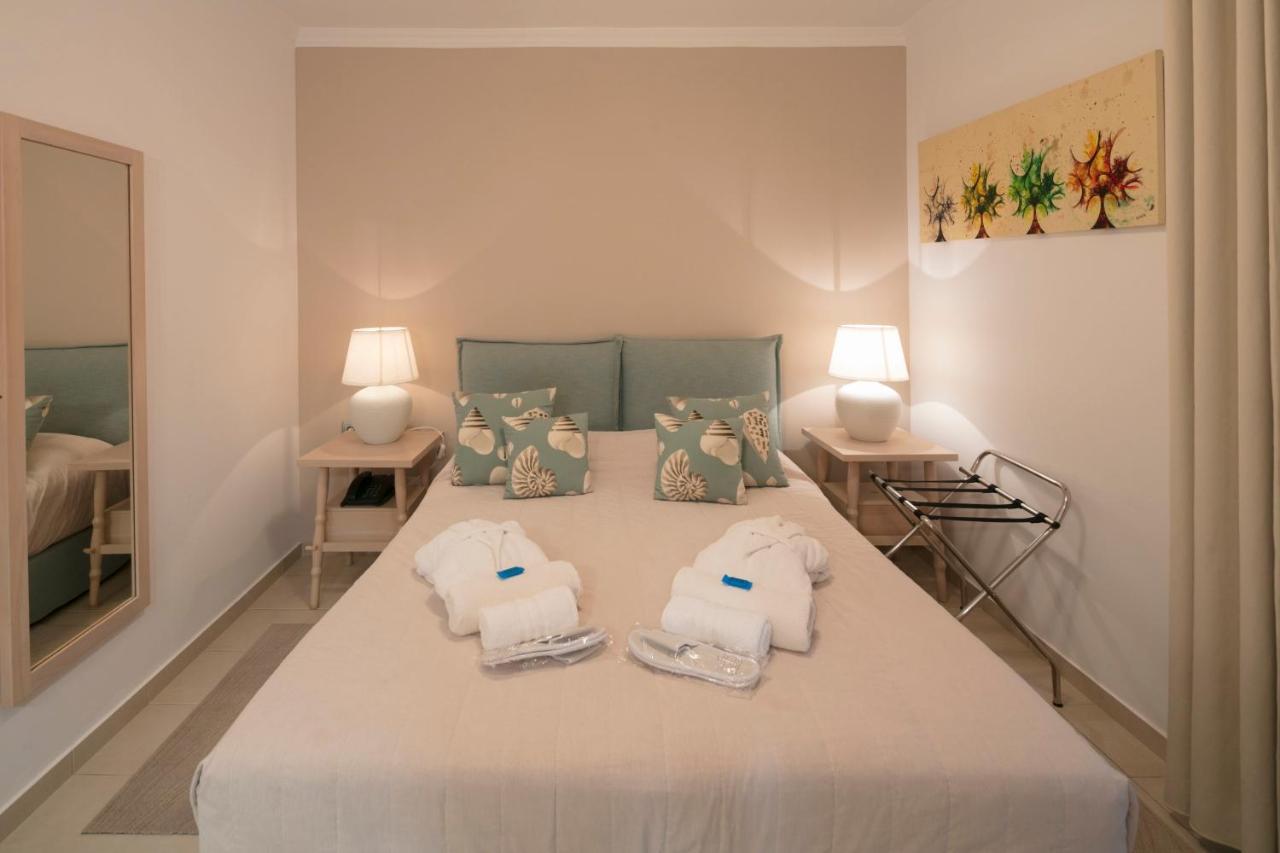 Magic Hotel Ajia Paraskiewi Zewnętrze zdjęcie