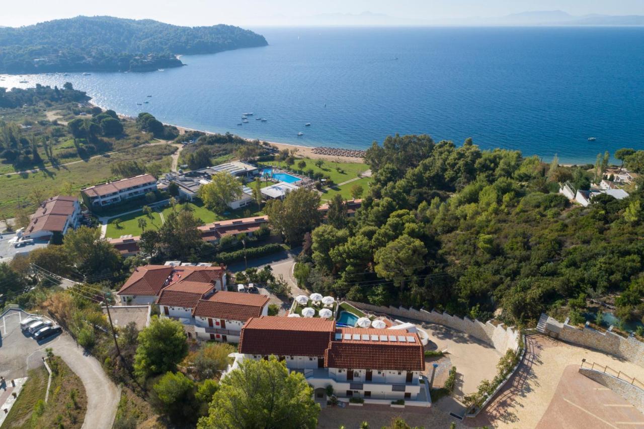 Magic Hotel Ajia Paraskiewi Zewnętrze zdjęcie